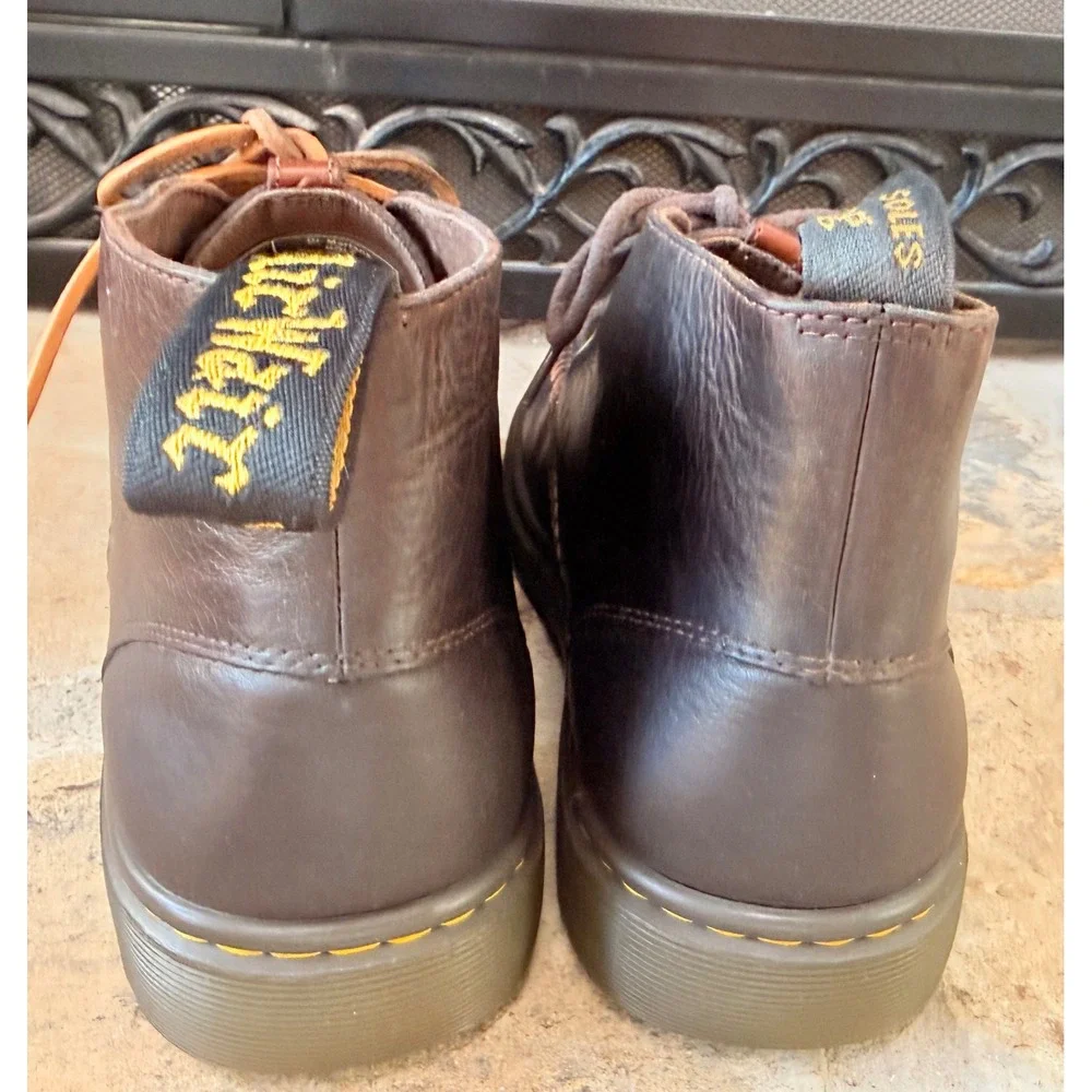 Dr. Martens Holt Chukka Boots Brown Leather SoftWair Mens US 10 EU  43 (RD)